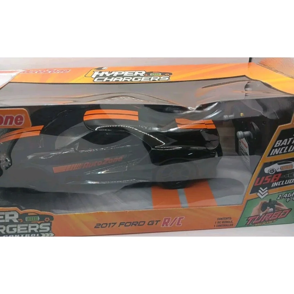 AutoZone Limited Edition 2,935/12,000 - 2017 Ford GT R/C Car Hyper Charger